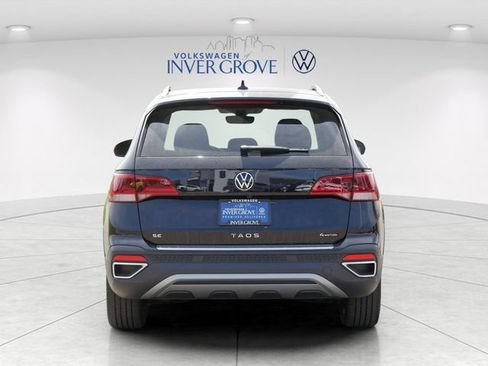 Certified 2023 Volkswagen Taos SE w/ Panoramic Sunroof Package AWD/4WD image 6