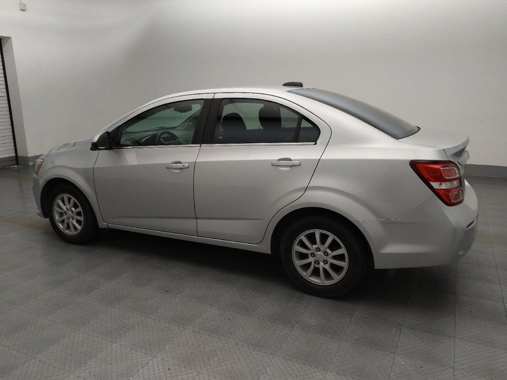 Used 2018 Chevrolet Sonic LT FWD image 3