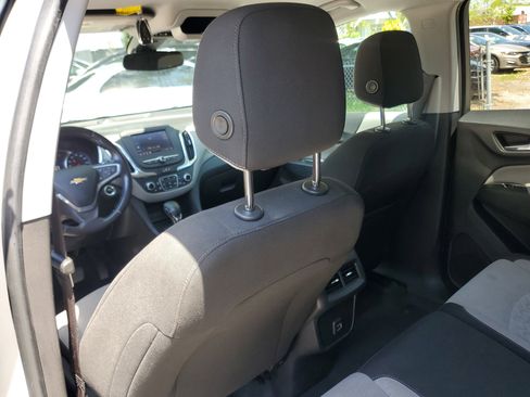 Used 2022 Chevrolet Equinox LT image 12