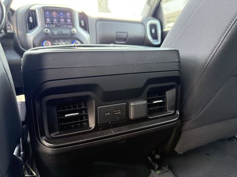 Used 2020 Chevrolet Silverado 2500 LT w/ Texas Edition AWD/4WD image 9