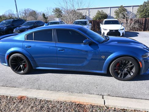 Used 2022 Dodge Charger SRT Hellcat image 5