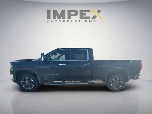 Used 2026 GMC Sierra 2500 SLT w/ SLT Premium Package AWD/4WD image 2