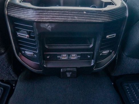 Used 2021 RAM 2500 Limited w/ Night Edition AWD/4WD image 19