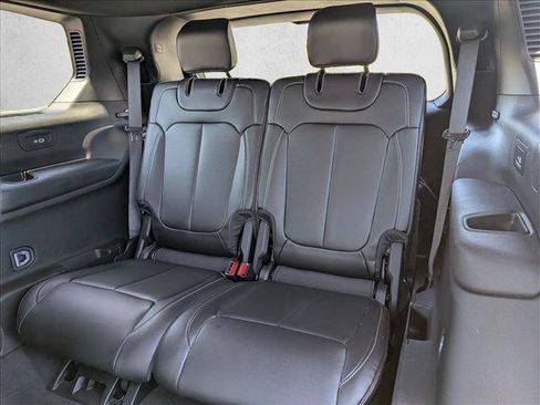 Used 2025 Jeep Grand Cherokee L Limited AWD/4WD image 19