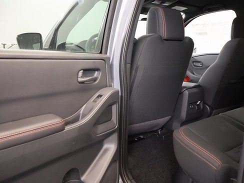 New 2026 Nissan Frontier PRO-4X w/ Pro-4x Convenience Package image 25