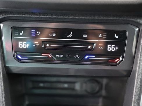 Used 2023 Volkswagen Tiguan SEL R-Line image 28