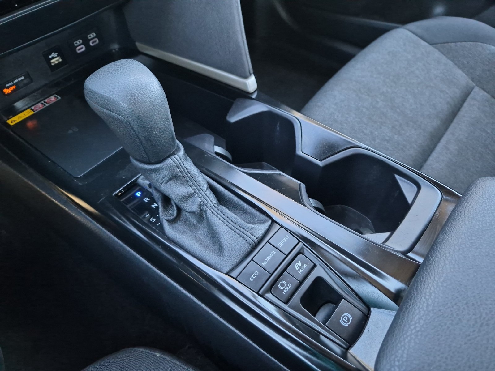 Certified 2025 Toyota Camry LE FWD image 18