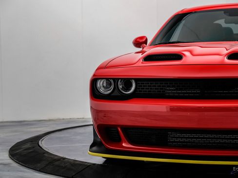 Used 2021 Dodge Challenger SRT Hellcat Redeye RWD image 37