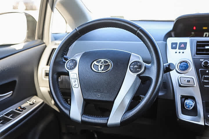 Used 2013 Toyota Prius V Five FWD image 15