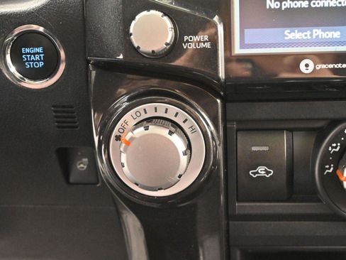 Used 2023 Toyota 4Runner TRD Off-Road Premium w/ Moonroof Package image 27