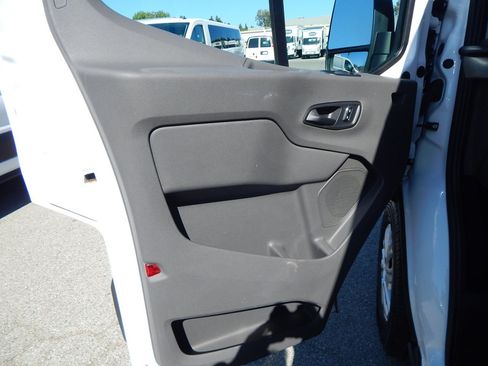 Used 2024 Ford Transit 350 XLT RWD image 13