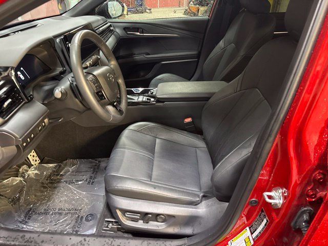 Used 2025 Toyota Camry XSE AWD/4WD image 12