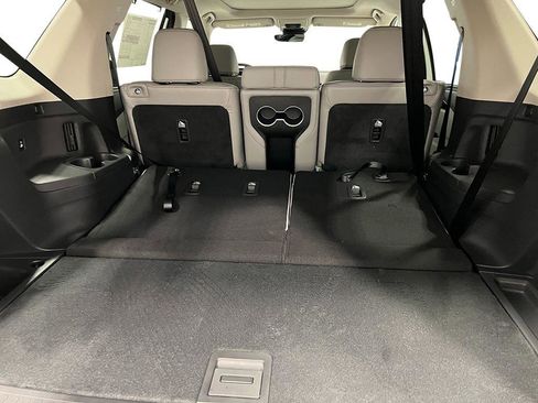 New 2025 Honda Pilot Touring image 34
