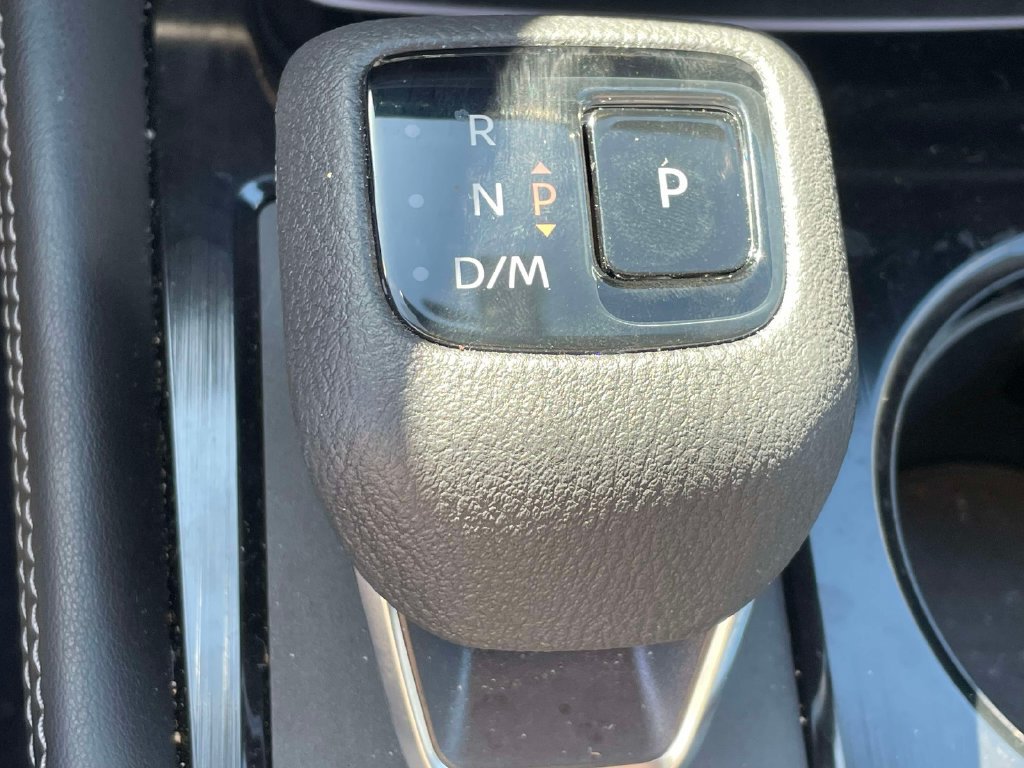 Used 2026 Nissan Rogue Platinum w/ Platinum Premium Package AWD/4WD image 26