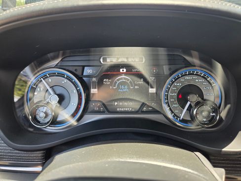 Used 2021 RAM 2500 Limited w/ Night Edition AWD/4WD image 29