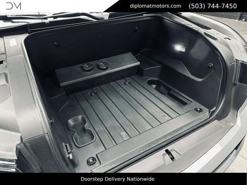 Used 2026 Chevrolet Silverado EV LT AWD/4WD image 48
