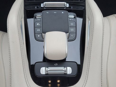Certified 2024 Mercedes-Benz GLS 450 4MATIC image 22