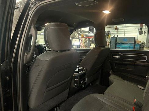 Certified 2025 RAM 2500 Big Horn AWD/4WD image 32