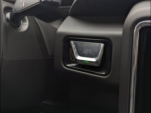 New 2026 GMC Yukon XL Denali w/ Denali Reserve Package image 25