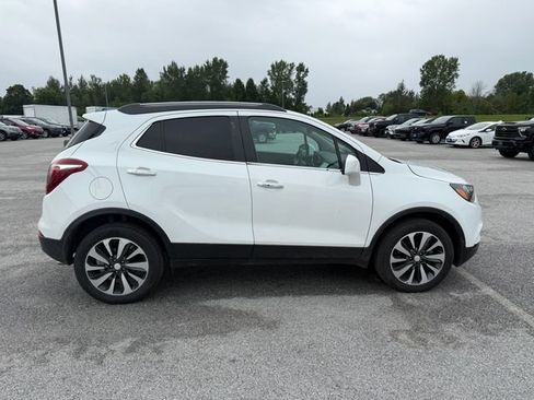 Certified 2021 Buick Encore Preferred AWD/4WD image 6