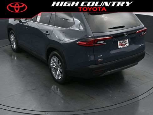 New 2026 Toyota Grand Highlander Platinum image 30