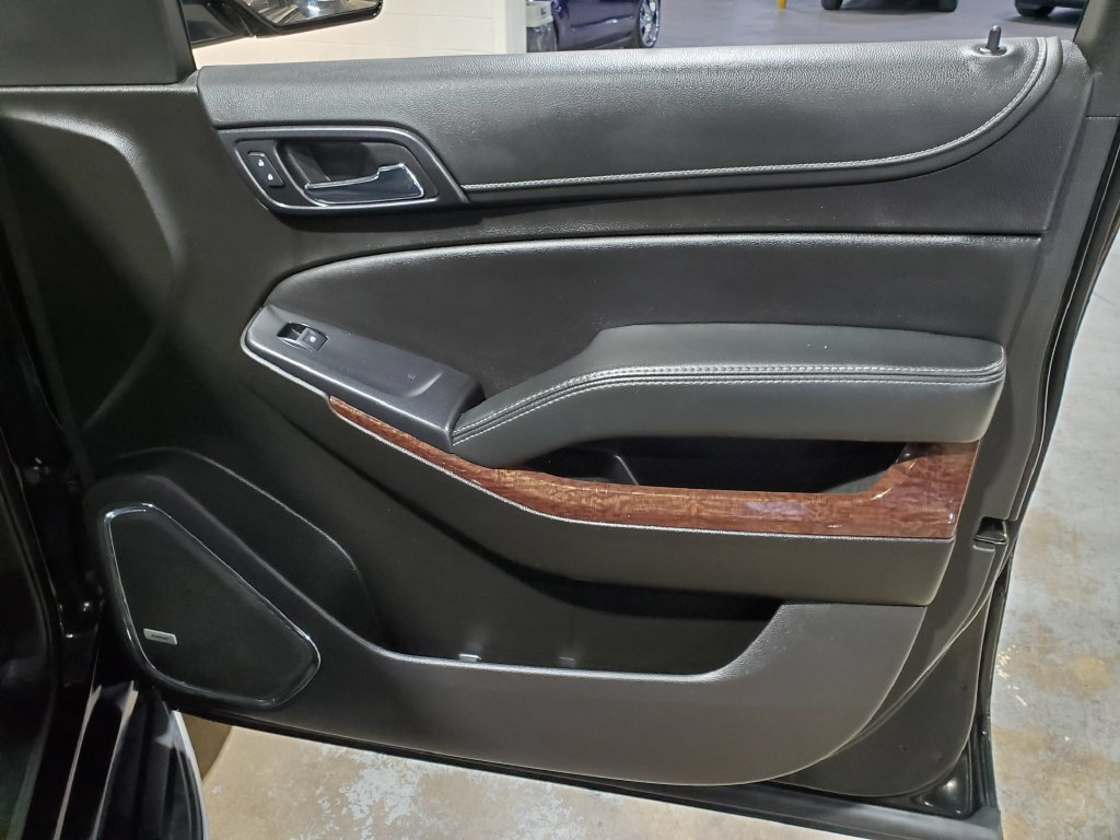 Used 2019 GMC Yukon XL SLT w/ Open Road Package RWD image 16