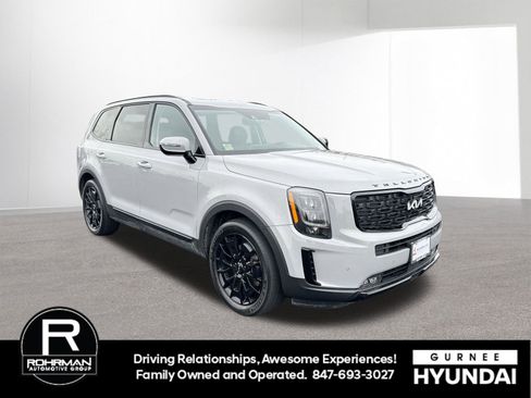Used 2022 Kia Telluride SX w/ SX Prestige Package image 2