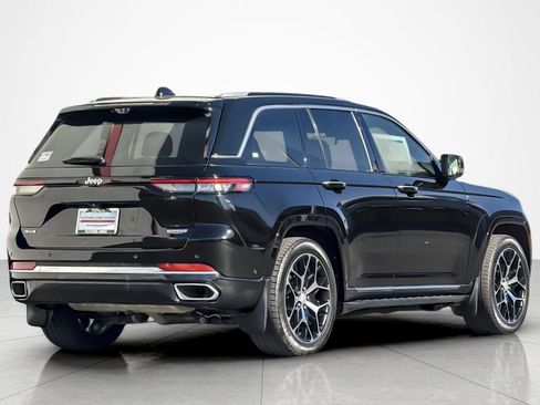 Used 2022 Jeep Grand Cherokee Summit image 5