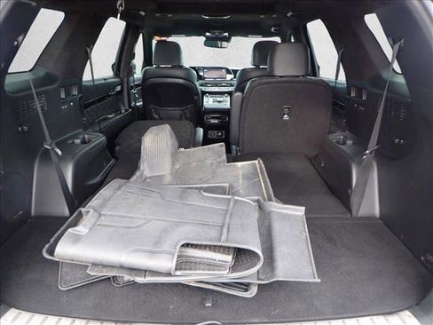 Used 2022 Hyundai Palisade Calligraphy image 6