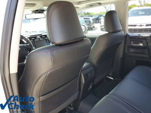 Used 2023 Toyota 4Runner TRD Off-Road Premium w/ Moonroof Package AWD/4WD image 11