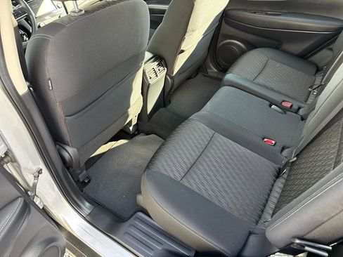 Used 2018 Nissan Rogue S AWD/4WD image 17