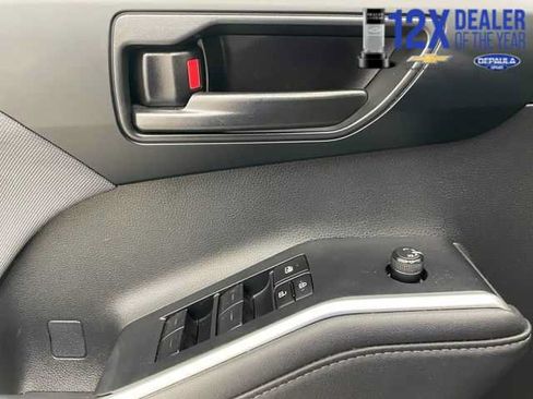 Used 2024 Toyota Highlander LE AWD/4WD image 10