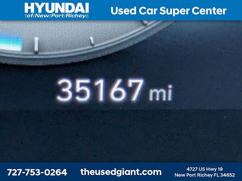 Used 2023 Hyundai Elantra Limited w/ Preferred Accessory Package FWD image 35
