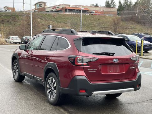 Used 2024 Subaru Outback Limited image 3