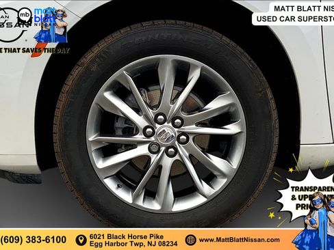 Used 2023 Buick Enclave Avenir AWD/4WD image 8
