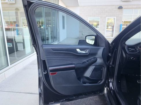 Used 2023 Ford Escape ST-Line w/ Tech Pack #1 AWD/4WD image 16