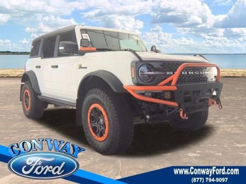 Used 2022 Ford Bronco Badlands w/ Sasquatch Package AWD/4WD image 1