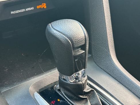 Used 2019 Honda Civic LX image 21