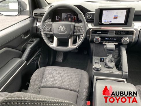 New 2026 Toyota 4Runner SR5 AWD/4WD image 25