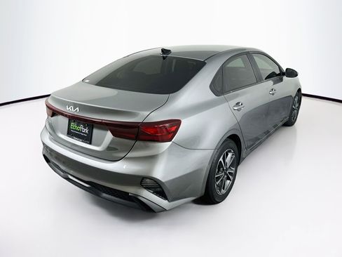 Used 2023 Kia Forte LXS FWD image 9