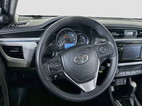 Used 2015 Toyota Corolla LE FWD image 18