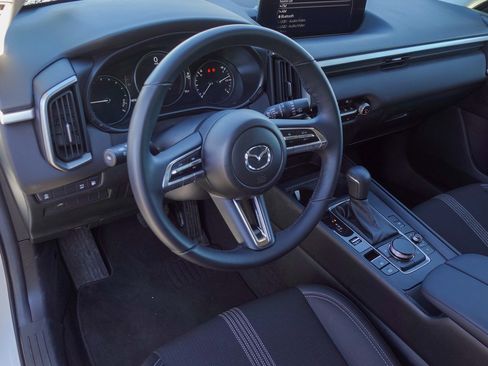 Certified 2025 MAZDA CX-50 2.5 Hybrid w/ Preferred Pkg image 9