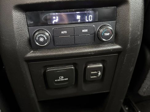 Used 2019 Chevrolet Traverse RS image 13