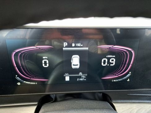 Used 2024 Kia Sportage X-Line w/ X-Line Premium Package image 8