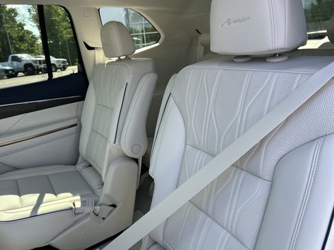 New 2026 Buick Enclave Avenir w/ Super Cruise Package AWD/4WD image 30