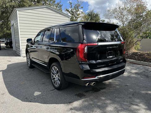 Certified 2025 GMC Yukon Denali image 4