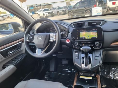Used 2020 Honda CR-V Touring image 17