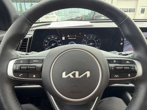 Used 2025 Kia Sportage X-Pro AWD/4WD image 16