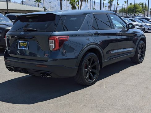 Used 2022 Ford Explorer ST w/ Equipment Group 401A RWD image 2