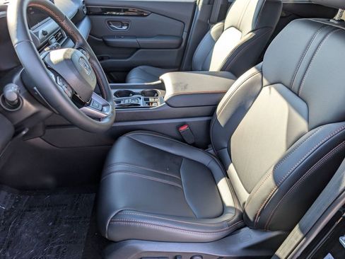 New 2026 Honda Pilot TrailSport image 5